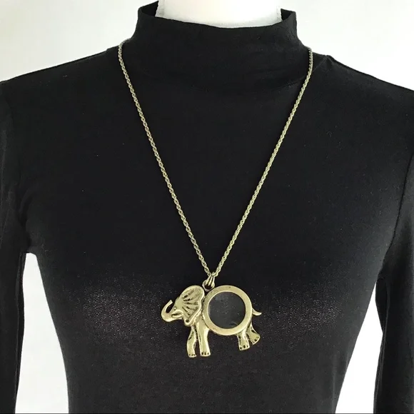 Elephant Magnifying Glass Pendant Necklace - Picture 3 of 5